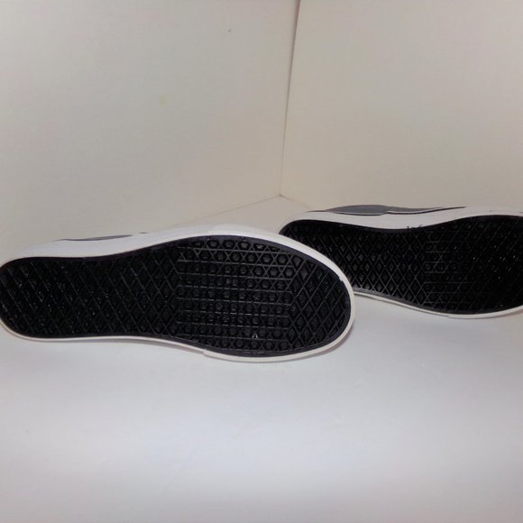 VANS MENS 7.0 WOMENS 8.5 GRAY AND WHITE SUPER NICE - Picture 6 of 7